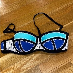 Triangl bathing suit top